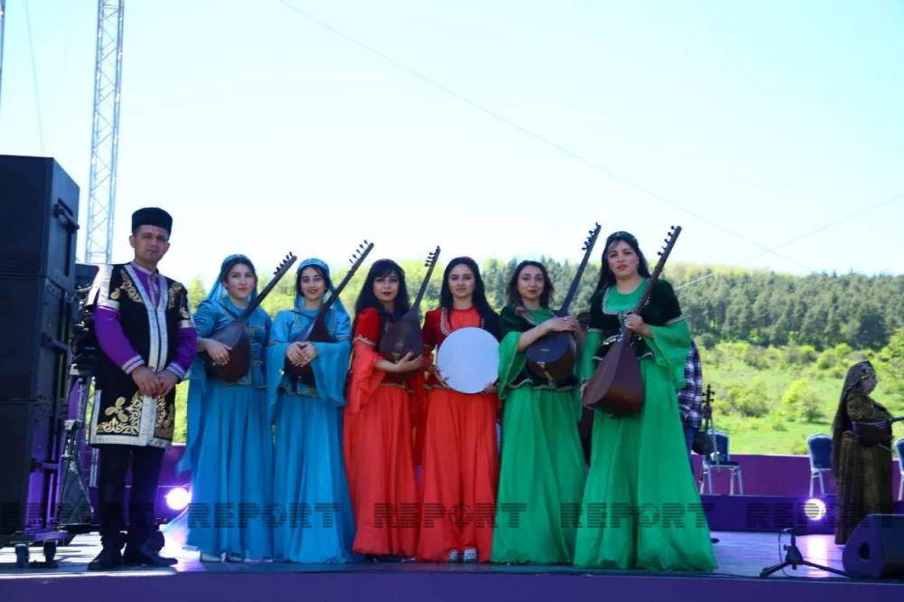 Şuşada keçirilən “Xarıbülbül” Beynəlxalq Folklor Festivalı başa çatıb - FOTO