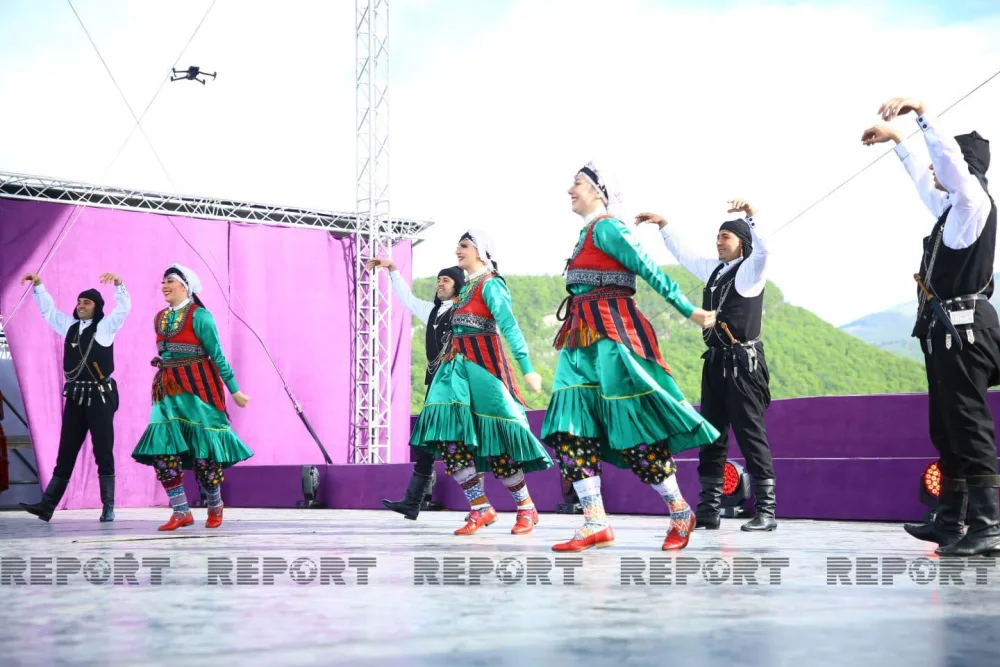 Şuşada keçirilən “Xarıbülbül” Beynəlxalq Folklor Festivalı başa çatıb - FOTO
