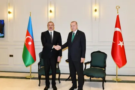 İlham Əliyev Ərdoğanı Azərbaycana dəvət etdi
