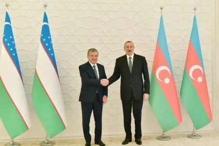 Şavkat Mirziyoyev İlham Əliyevi təbrik etdi