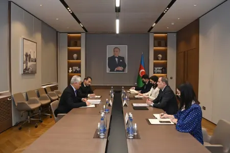 Ceyhun Bayramov İƏT Baş katibi ilə görüşdü