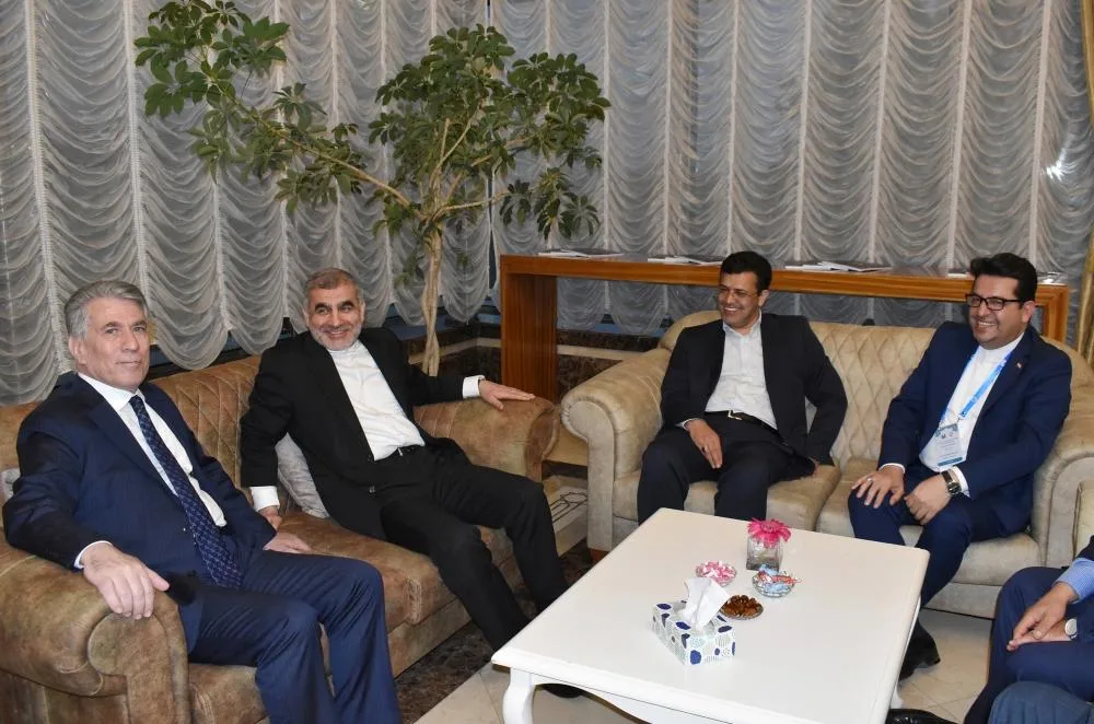 Əli Nikzad Azərbaycana səfərə gəldi