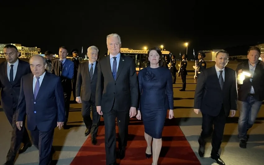 Litva Prezidenti Azərbaycana rəsmi səfərə gəldi