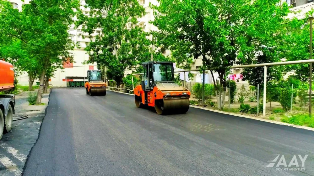 Bakıxanov qəsəbəsində küçə təmir olunur - FOTO/VİDEO