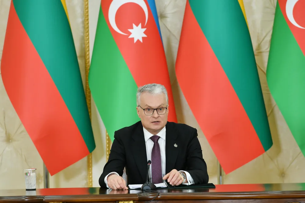 Azərbaycan və Litva prezidentləri mətbuata bəyanatlarla çıxış ediblər