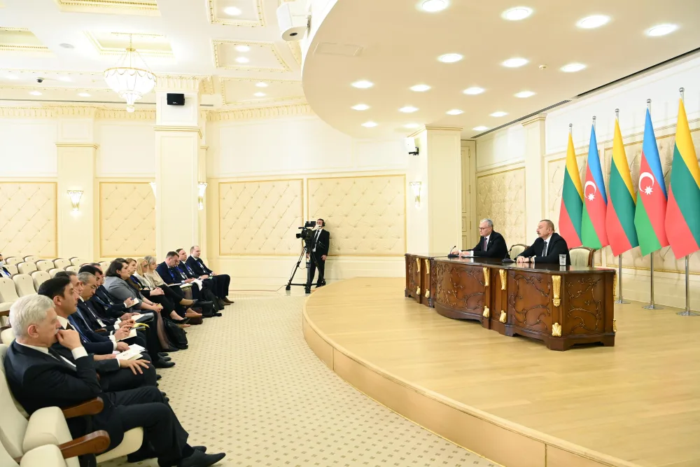 Azərbaycan və Litva prezidentləri mətbuata bəyanatlarla çıxış ediblər