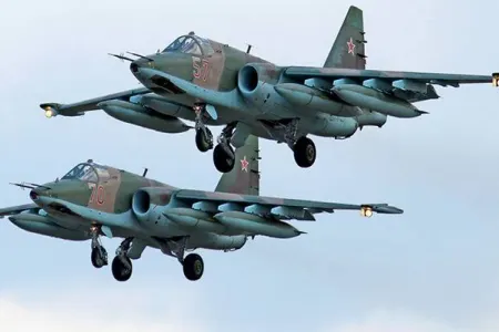 Pakistanlı milyarder Ukraynaya iki qırıcı bağışladı