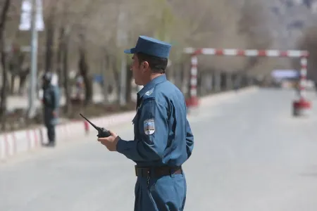 Əfqanıstanda polis idarəsinə hücum olub, - yaralananlar var