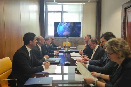 Ceyhun Bayramov Turin Politexnik Universitetinin rektoru ilə görüşdü - FOTO