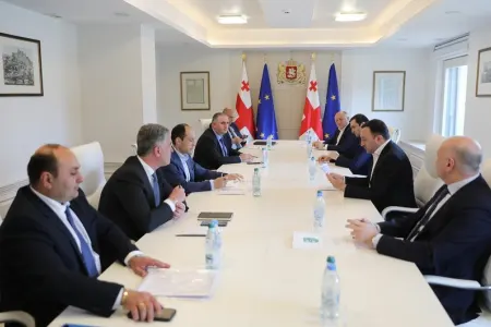 Gürcüstan, Azərbaycan, Türkiyə və Ermənistan arasında yükdaşımalarla bağlı danışıqlar aparıldı