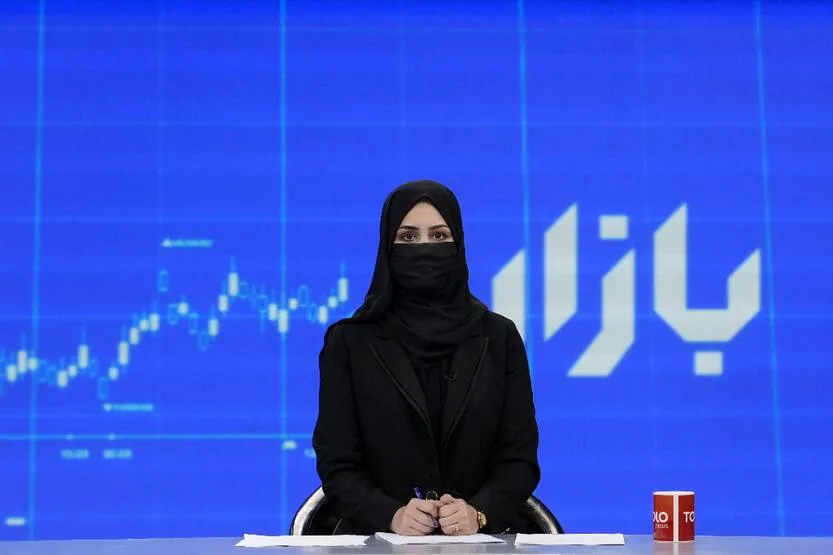 Əfqanıstanda qadın aparıcı və müxbirlər üzlərini örtəcəklər