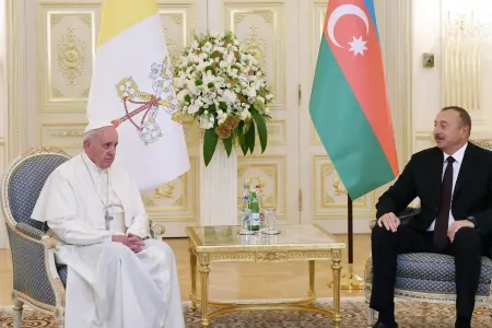 İlham Əliyev Roma Papasına məktub göndərdi