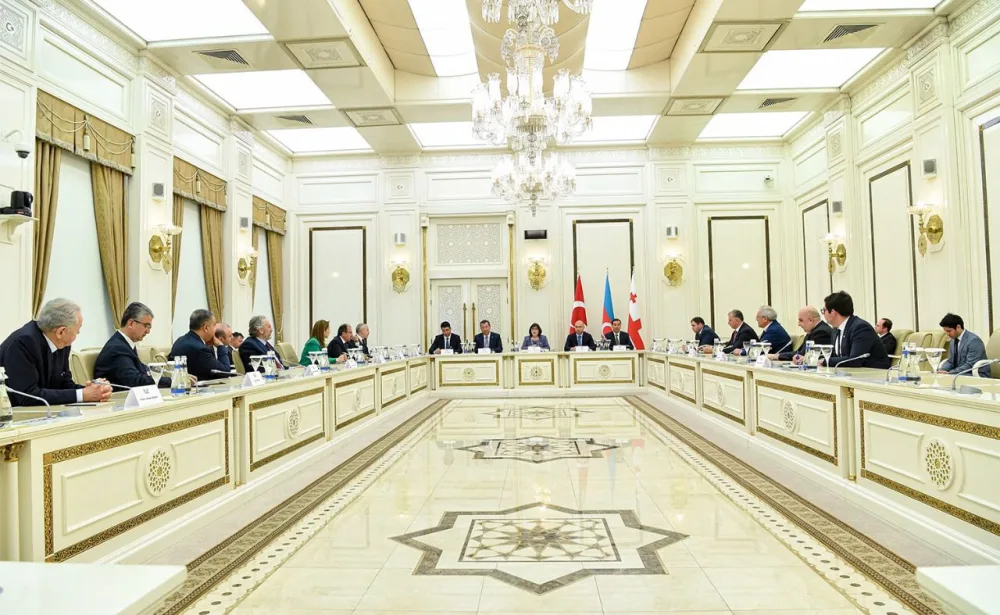 Sahibə Qafarova Türkiyə və Gürcüstan parlamentariləri ilə görüşdü