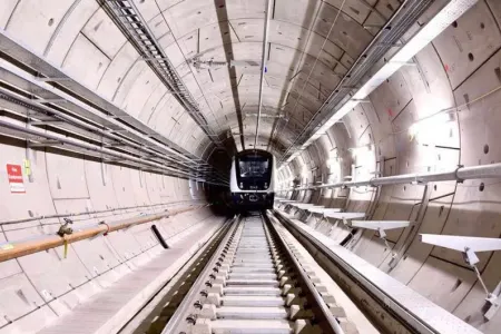 Londonda yeni metro xətti istifadəyə verilib