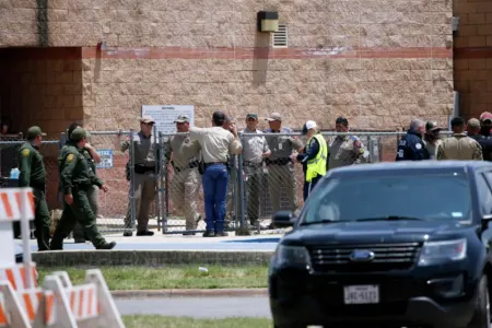 Texasda atışma zamanı 15 nəfər həlak oldu - -YENİLƏNİB