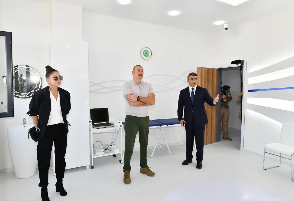 İlham Əliyev və Mehriban Əliyeva “Ağıllı kənd”in açılış mərasimində iştirak ediblər - YENİLƏNİB + FOTO