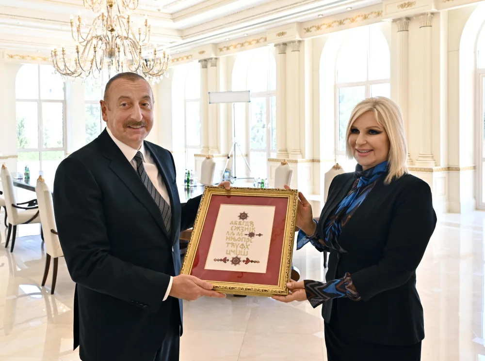 İlham Əliyev Serbiya Baş nazirinin müavinini qəbul edib - YENİLƏNİB
