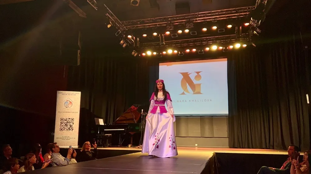 Gülnarə Xəlilovanın "Xarıbülbül və Qarabağ" milli geyim kolleksiyası Norveçdə nümayiş olundu – - FOTO - VİDEO