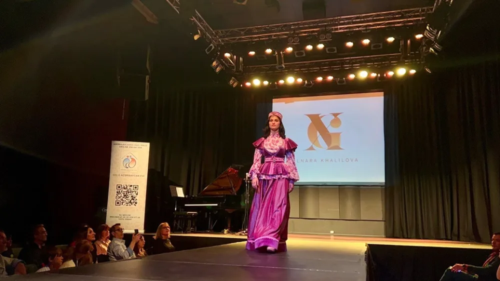 Gülnarə Xəlilovanın "Xarıbülbül və Qarabağ" milli geyim kolleksiyası Norveçdə nümayiş olundu – - FOTO - VİDEO