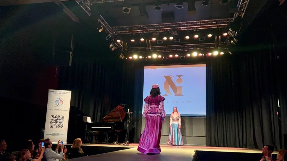 Gülnarə Xəlilovanın "Xarıbülbül və Qarabağ" milli geyim kolleksiyası Norveçdə nümayiş olundu – - FOTO - VİDEO