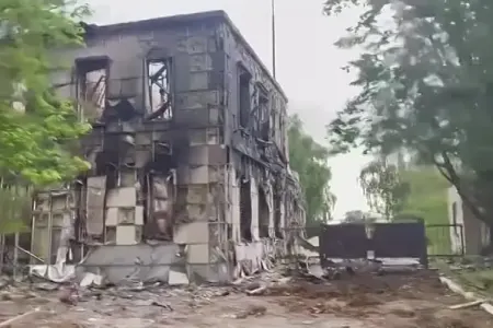 Rusiya hərbçiləri Ukraynanın Liman şəhərini Yer üzündən siliblər