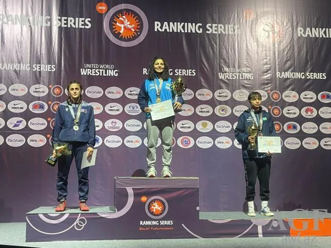 Azərbaycanın qadın güləşçiləri Qazaxıstan kubokunda 4 medal qazandı - -FOTO