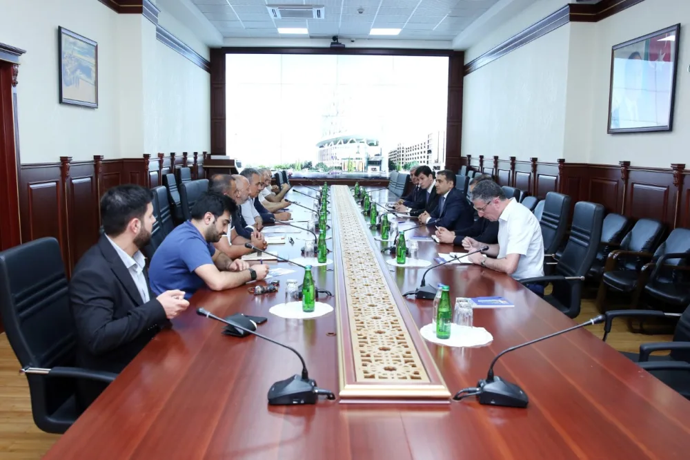 DGK-da quş əti və yumurta istehsalçıları ilə görüş keçirildi - FOTO