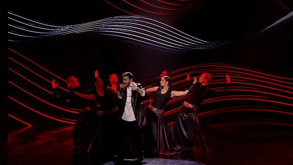 Onun sizin dəstəyinizə ehtiyacı var - Fotolar