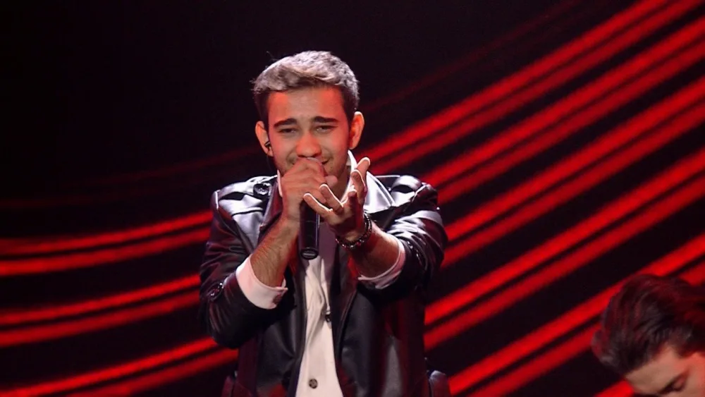 Onun sizin dəstəyinizə ehtiyacı var - Fotolar