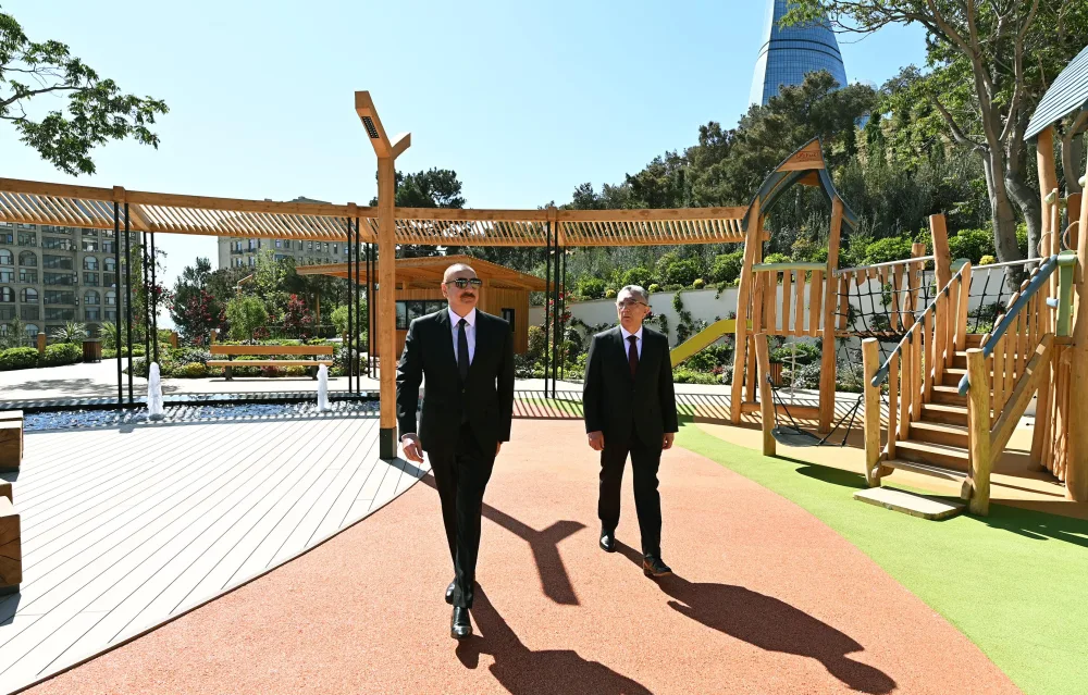 Prezident “Çəmbərəkənd” parkında yaradılan şəraitlə tanış oldu - FOTO