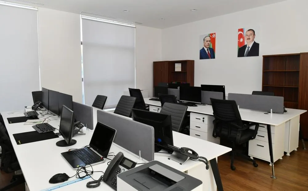 Prezident Bakıda açılışda iştirak etdi - FOTOLAR