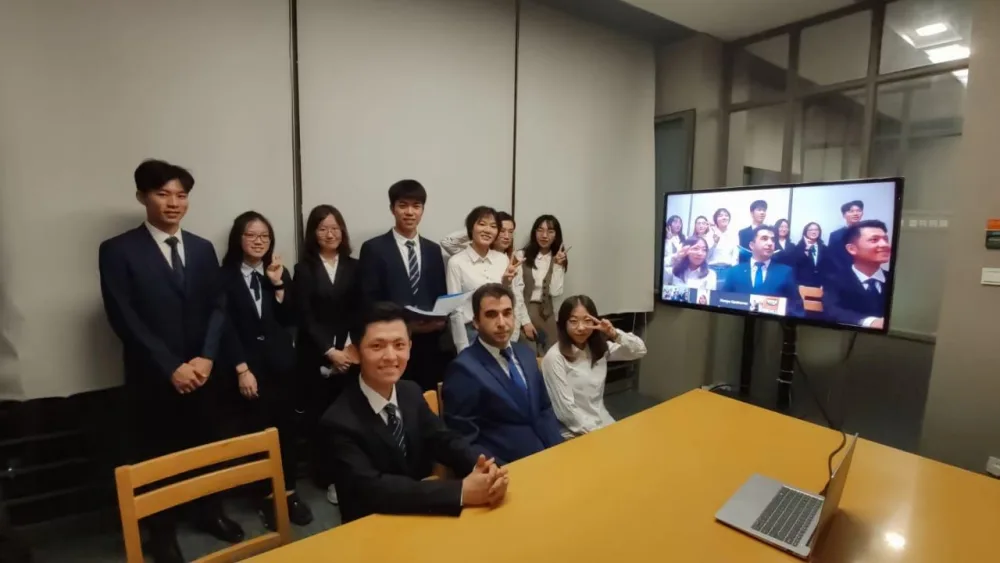 Çində ilk azərbaycanşünaslar ali təhsillərini başa vurdu - -FOTO