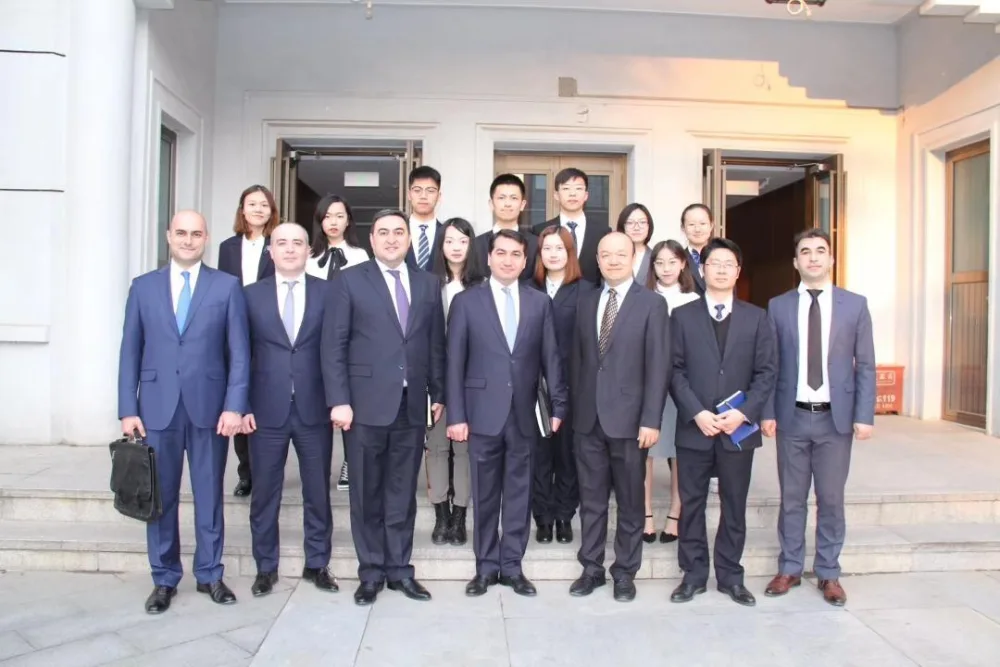 Çində ilk azərbaycanşünaslar ali təhsillərini başa vurdu - -FOTO