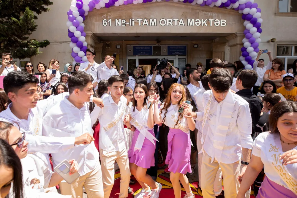 Əlvida, məktəb! - Bu məzunlar üçün də - "Son Zəng" çalındı