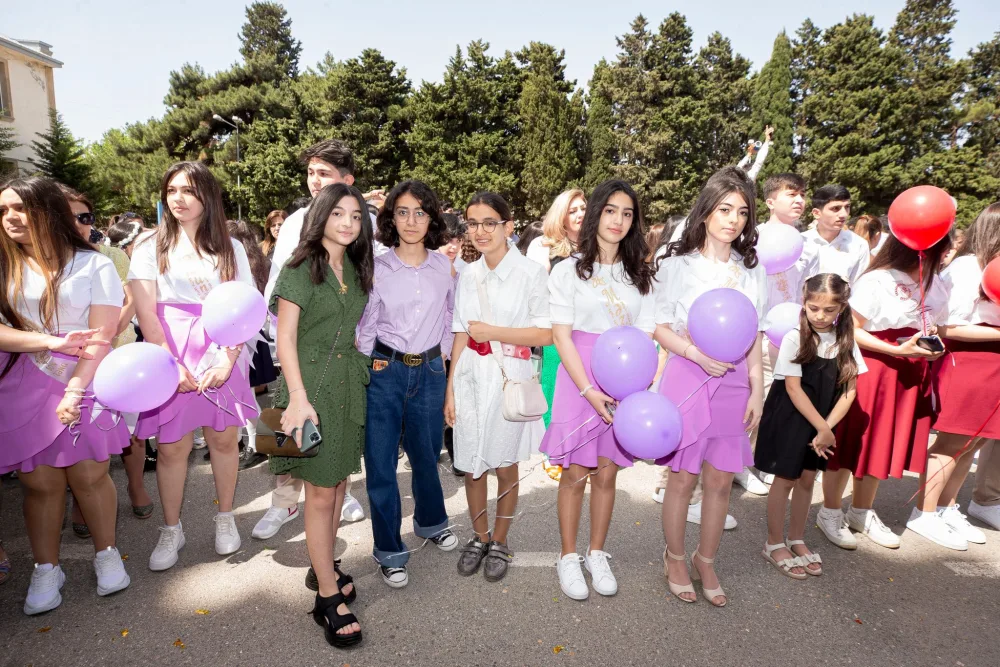 Əlvida, məktəb! - Bu məzunlar üçün də - "Son Zəng" çalındı