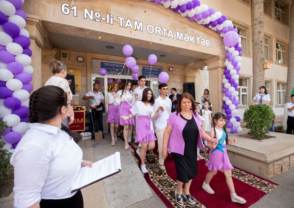 Əlvida, məktəb! - Bu məzunlar üçün də - "Son Zəng" çalındı