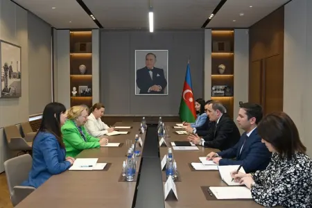 Ceyhun Bayramov Tatyana Valovaya ilə görüşdü