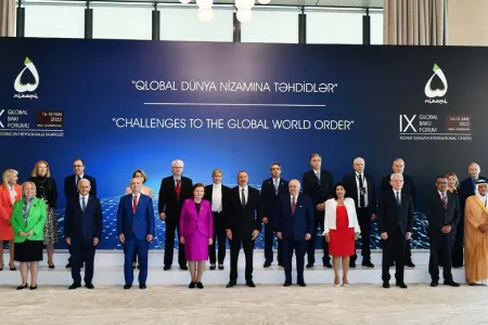 İlham Əliyev IX Qlobal Bakı Forumunda çıxış edib