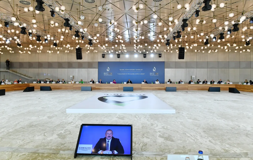 İlham Əliyev IX Qlobal Bakı Forumunda çıxış edib
