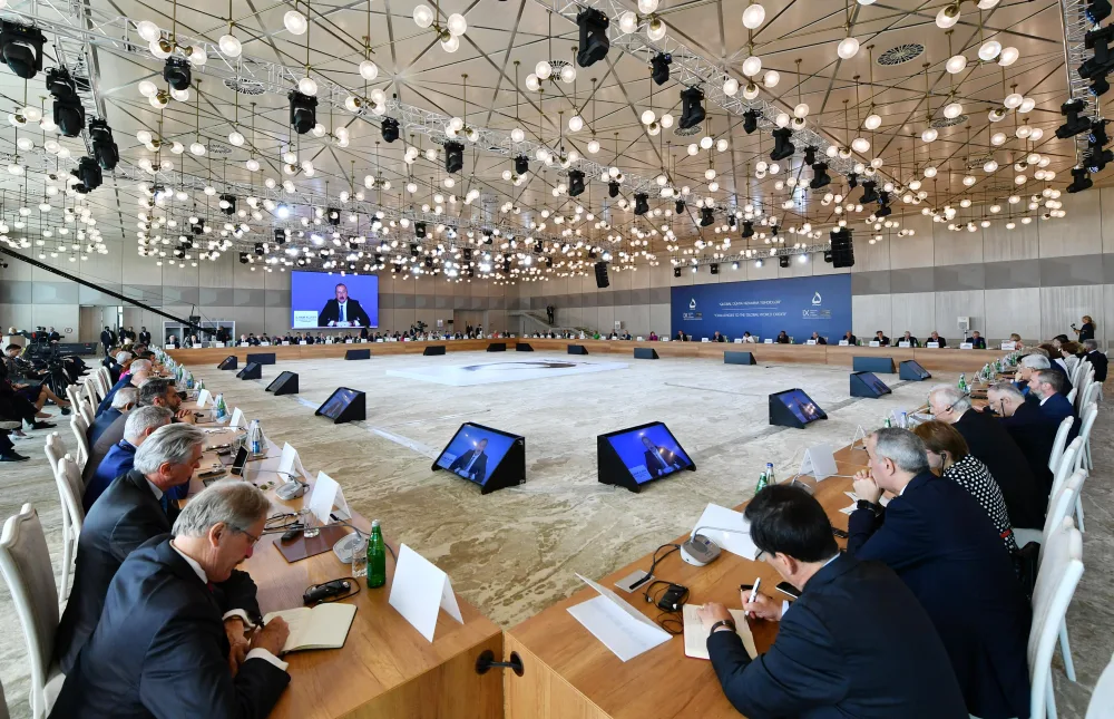 İlham Əliyev IX Qlobal Bakı Forumunda çıxış edib