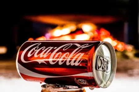 “Coca-Cola” rəsmi olaraq Rusiyada satışı dayandırdığını - AÇIQLADI