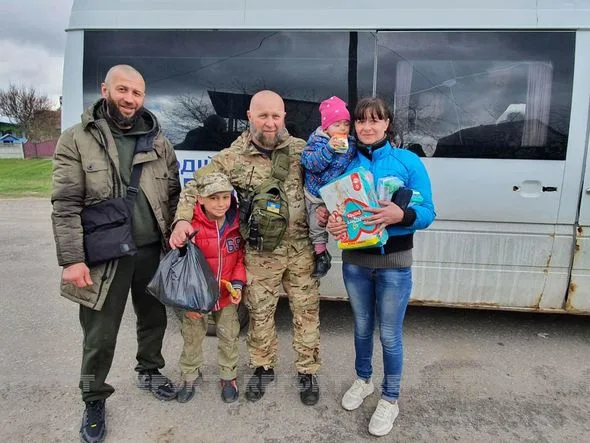 Ukraynanın könüllü hərəkatının rəhbəri rastlaşdığı dəhşətlərdən DANIŞDI - FOTO