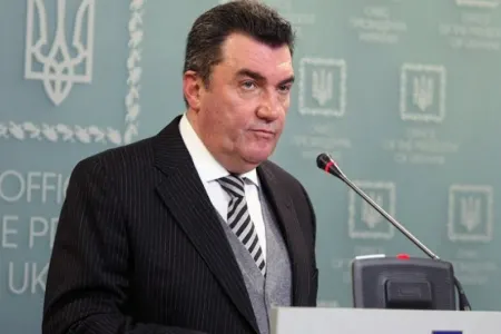 Ukrayna Təhlükəsizlik və Müdafiə Şurasının katibi: "Zelenskiyə qarşı 5 dəfə sui-qəsd cəhdi olub"