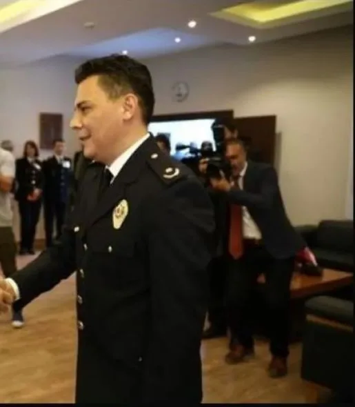 Müge Anlı məmurla ailə qurur - -FOTO