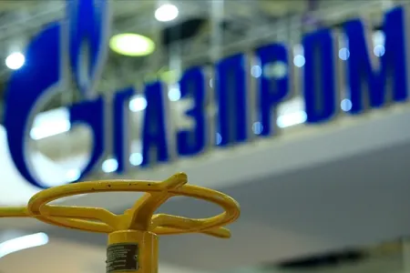 “Qazprom” Yunanıstana təbii qaz nəqlini dayandırıb