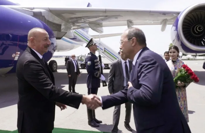 İlham Əliyevin Özbəkistana səfəri başladı - FOTO