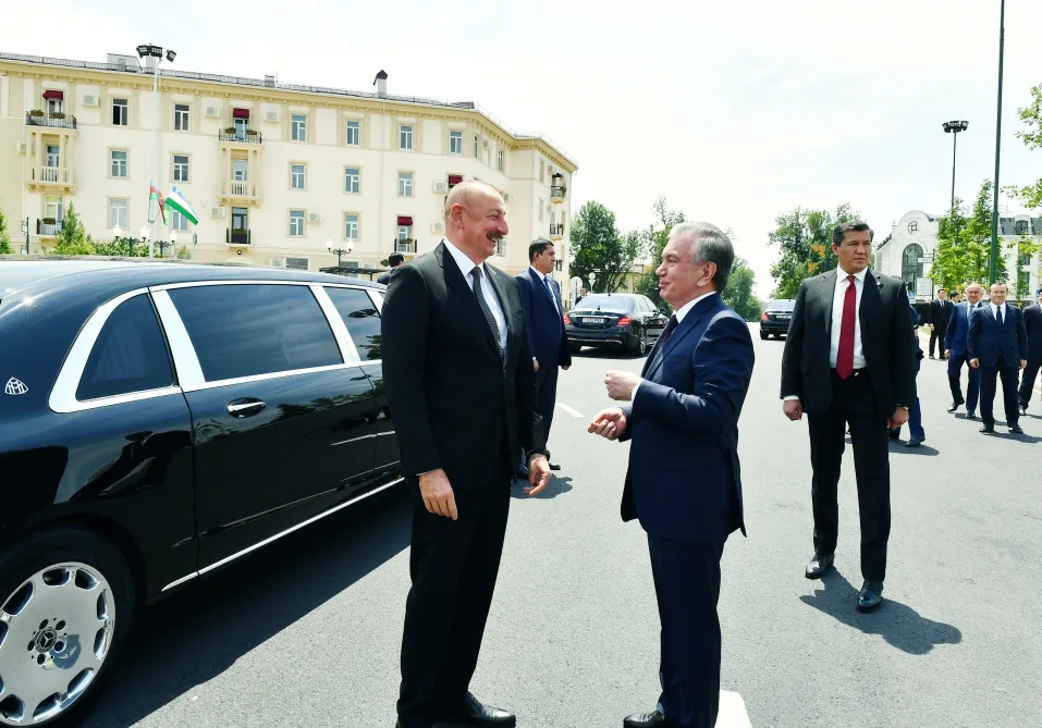 Prezidentlər Daşkənddə Heydər Əliyev Meydanının açılışını etdilər - YENİLƏNİB - FOTO