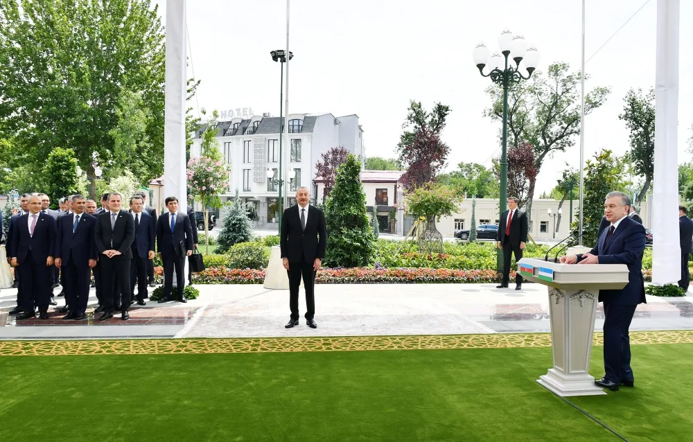 Prezidentlər Daşkənddə Heydər Əliyev Meydanının açılışını etdilər - YENİLƏNİB - FOTO