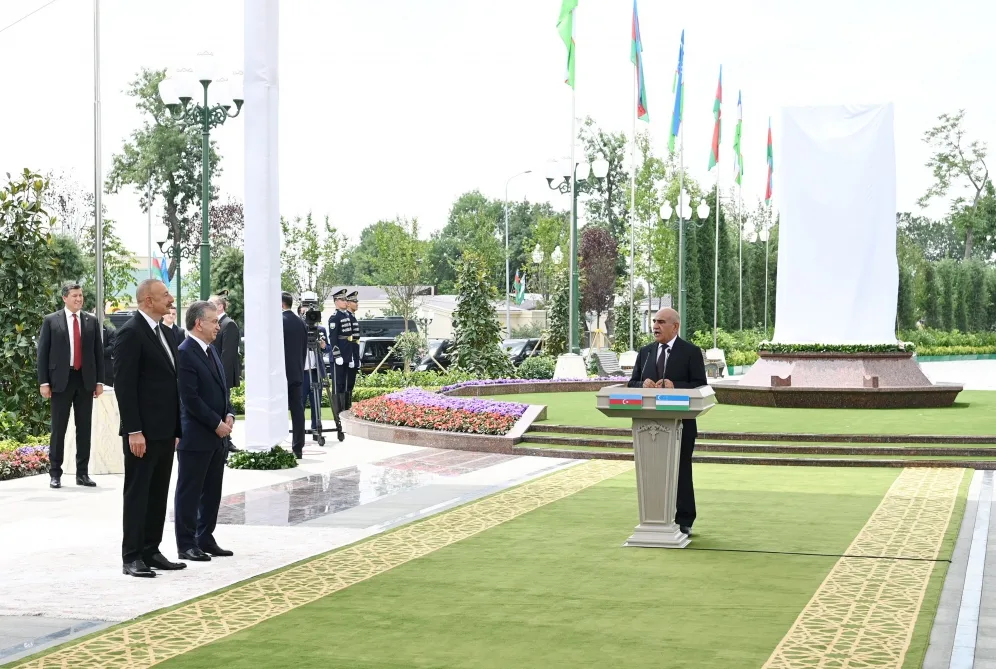 Prezidentlər Daşkənddə Heydər Əliyev Meydanının açılışını etdilər - YENİLƏNİB - FOTO