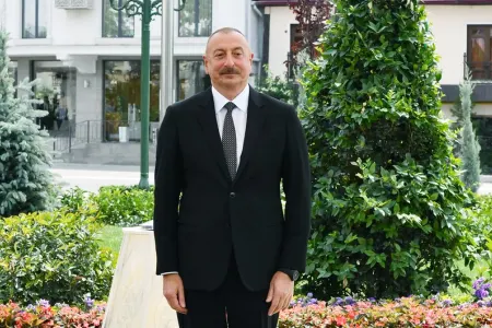 İlham Əliyevin Daşkənddə rəsmi qarşılanma mərasimi olub